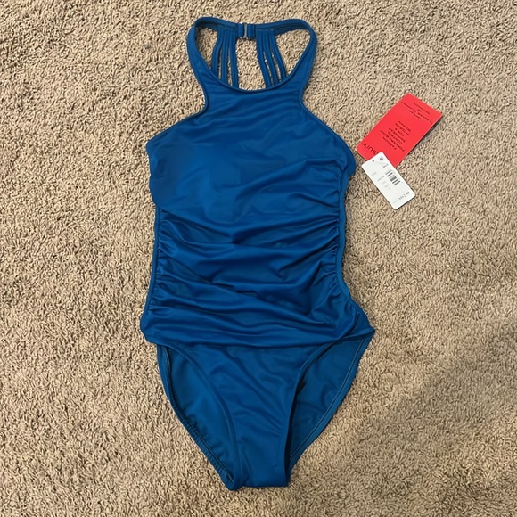 ⚡️NWT⚡️Magicsuit Danika Halter Swimsuit - Picture 10 of 16